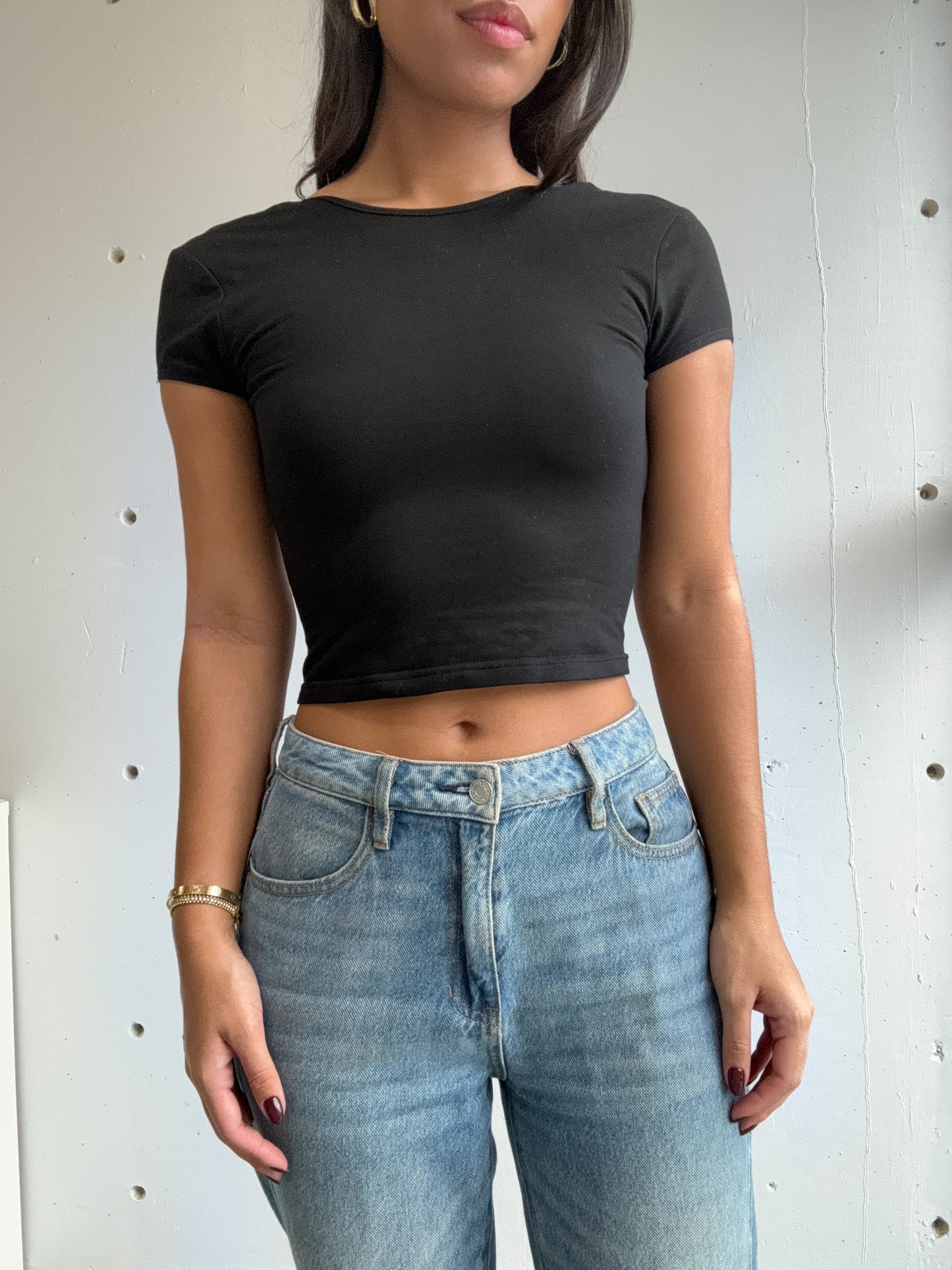 basic black tee