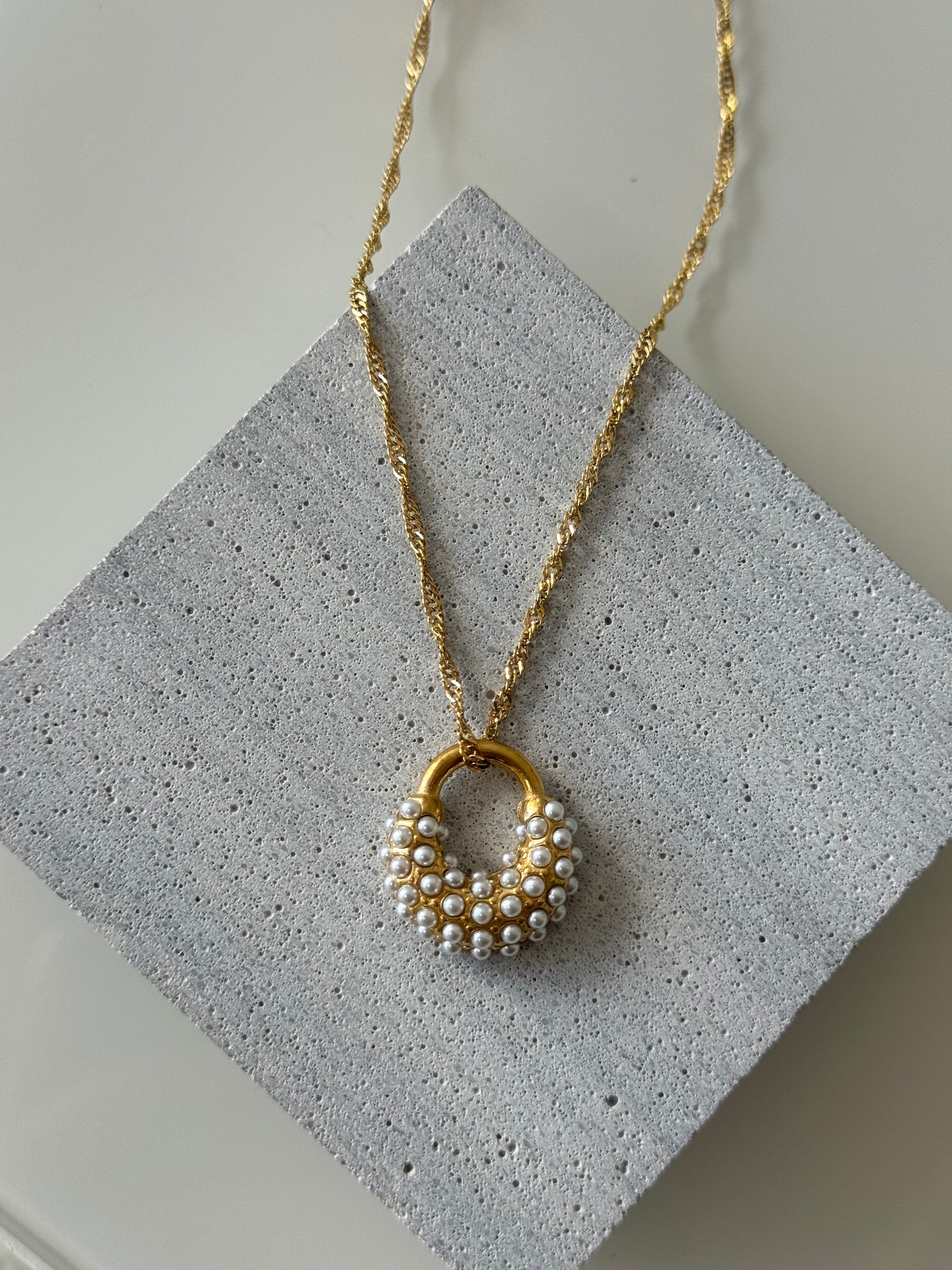 pearl crush necklave